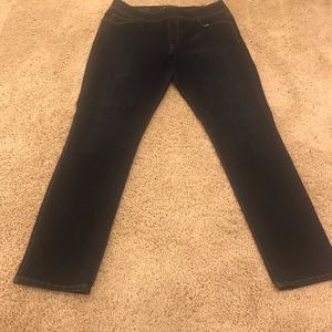 Levi’s pull on jeans